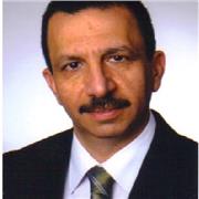 Arbisch Tutor, der Kinder aller Altersgruppen und Erwachsene unterrichtet.